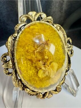 Yellow Floral Oval Cabochon Statement Brooch/Pendant